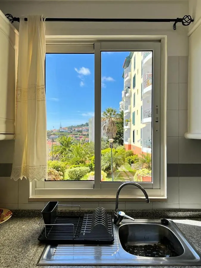 Modern & Spacious Sea View Flat For Lovely Vacation Canico  0*, Canico (Madeira) Portugal